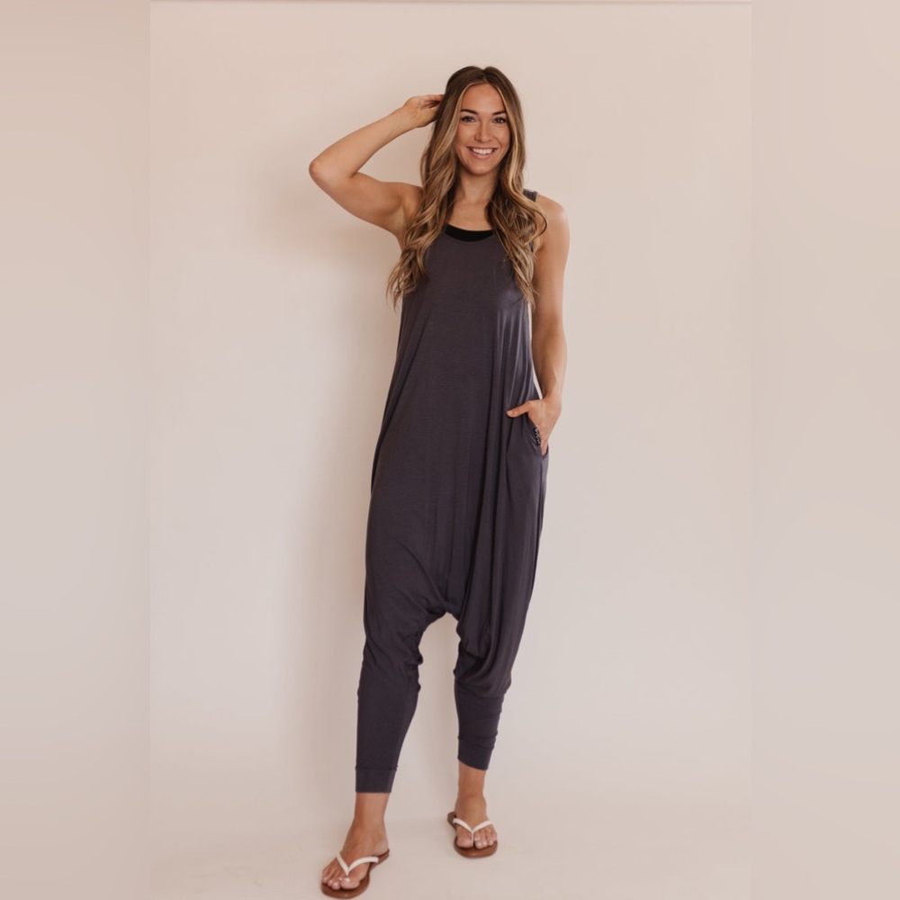 Momper Romper Sleeveless Slate Blue Jumpsuit with Super Deep Pockets Sz S